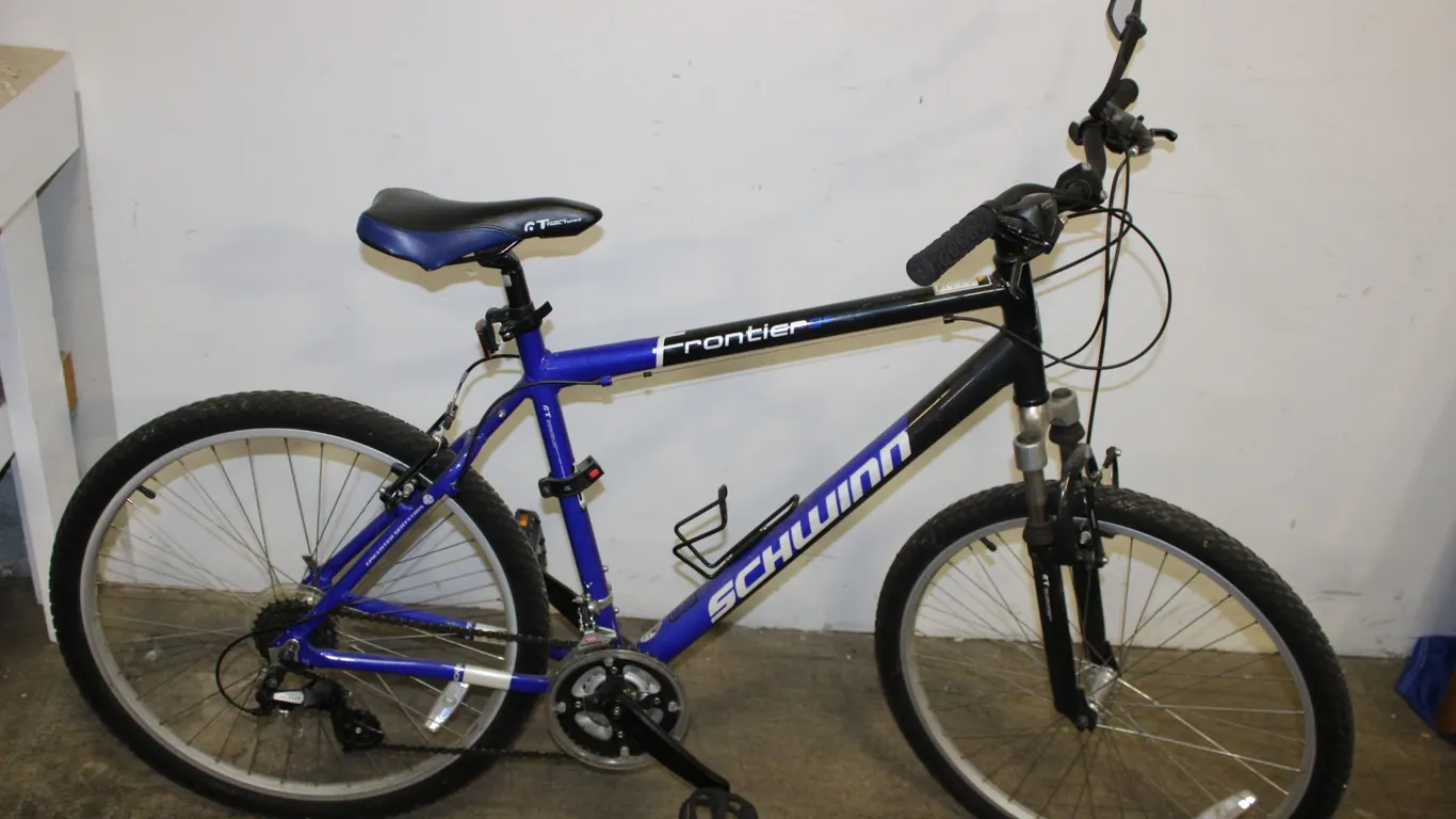 Schwinn Frontier Mountain Bicycle