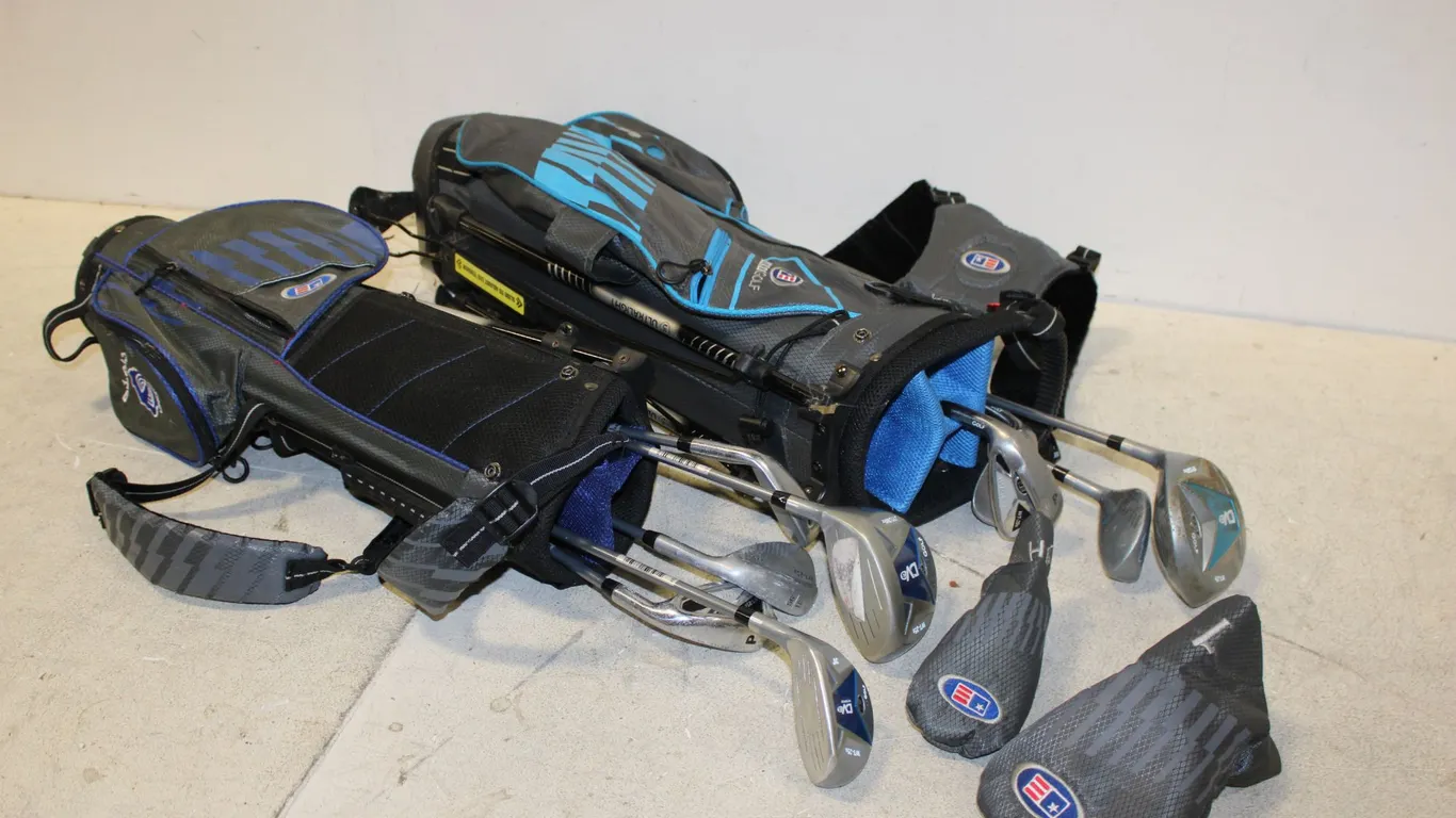 DV3 Youth Golf Clubs & Bags