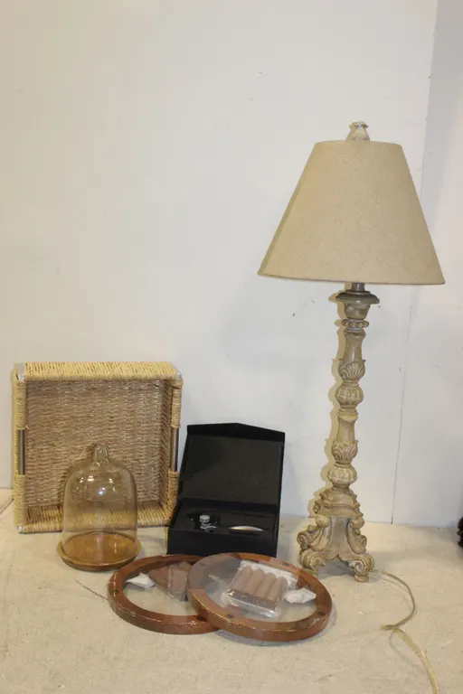 Lamp & Décor