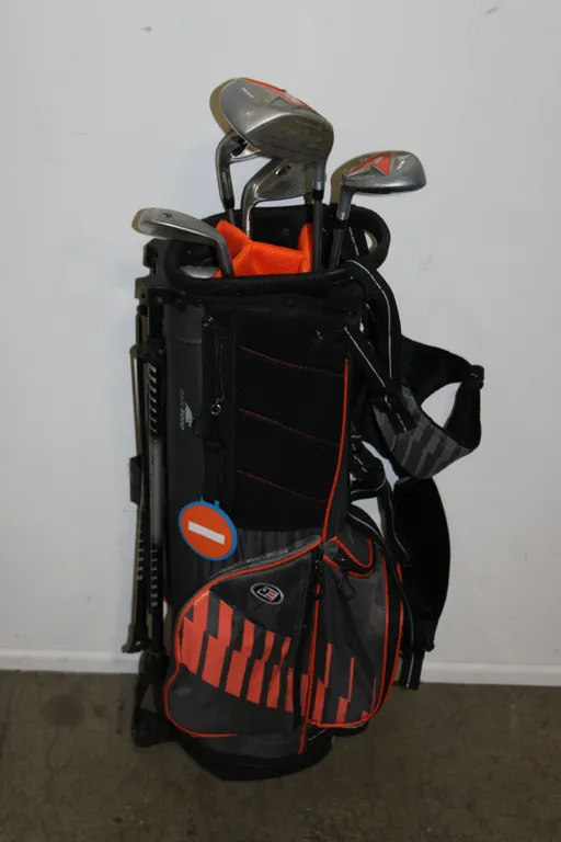 DV3 U.S. Kids Golf Clubs & Bag