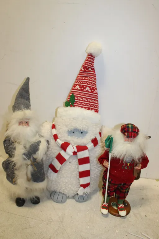 Santa & Snowman Décor