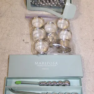 Mariposa Tableware & Napkin Rings