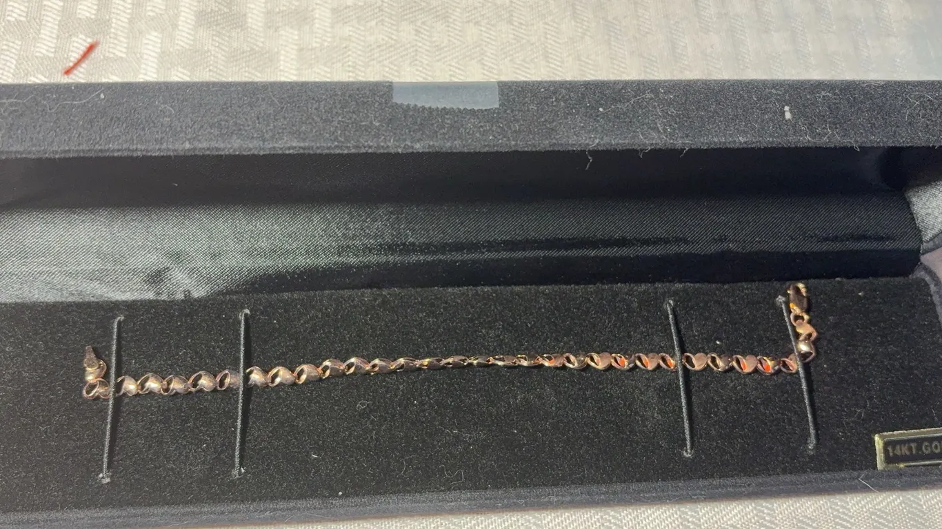 14K Rose Gold Heart Bacelet