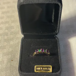 14K Amethyst and Emerald Ring