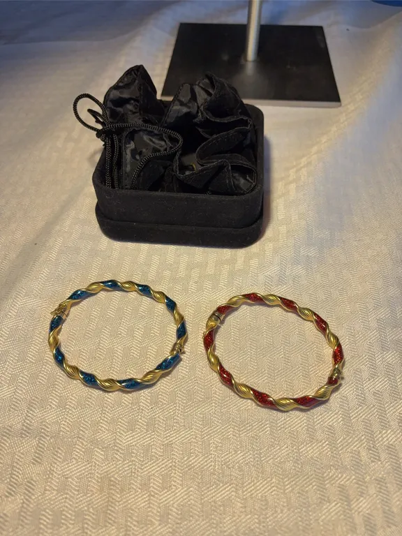 2 18 Karat Red and Blue Enamel Twist Bangles