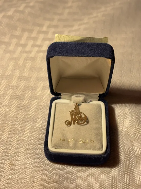 14K. #1 Mom Pendant.