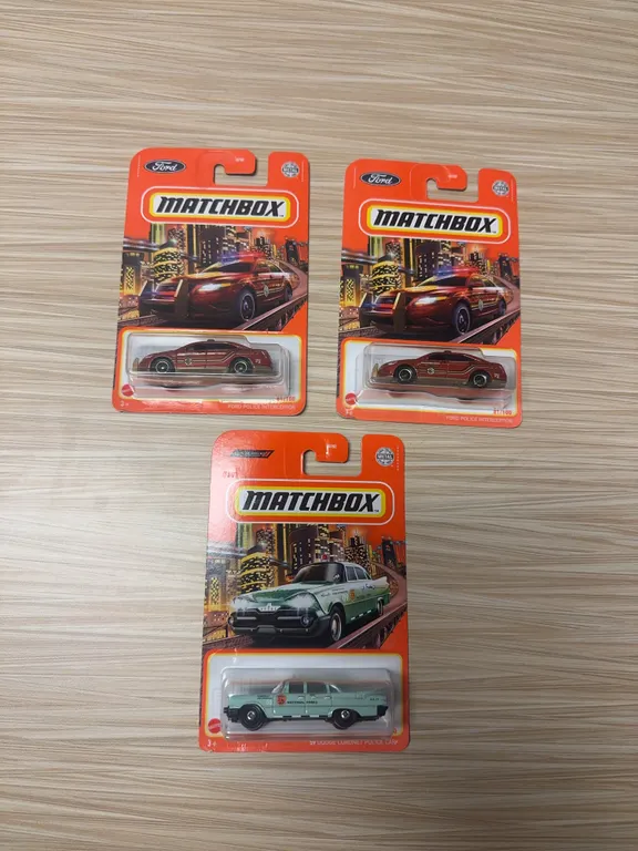 MATCHBOX 2020: Ford police interceptor #81– 59 Dodge Cornet police car #71