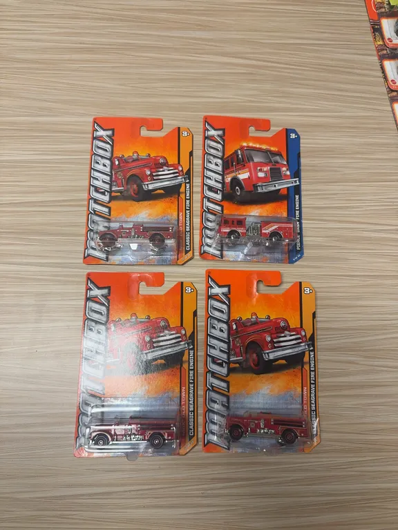 MATCHBOX 2011 : Pierce Dash fire engine MBX city #8 – MBX old town classic Seagrave fire engine #10