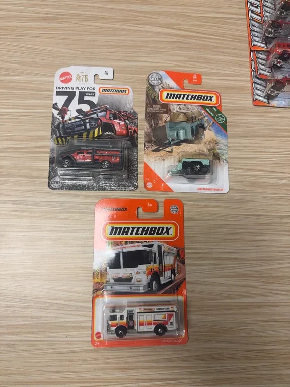 MATCHBOX 2020: 75 years Ford F350 super duty #82 – MBX trailer trawler #79 – hazard squad #94