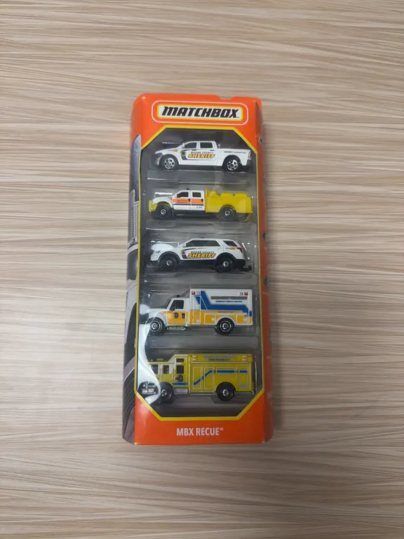 MATCHBOX 5 CAR SET : 2021 MBX Rescue