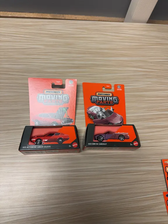 MATCHBOX MOVING PARTS : 2020 BMW, M4 cabtoilet – 1975 Mitsubishi Lancer Celeste