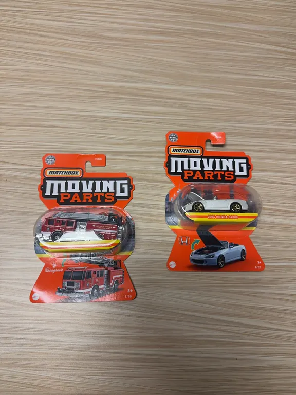 MATCHBOX MOVING PARTS : seagrave fire truck – 2004 Honda S 2000
