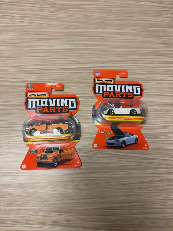 MATCHBOX MOVING PARTS : 1965 Land Rover GEN ll pick up -2004 Honda S 2000