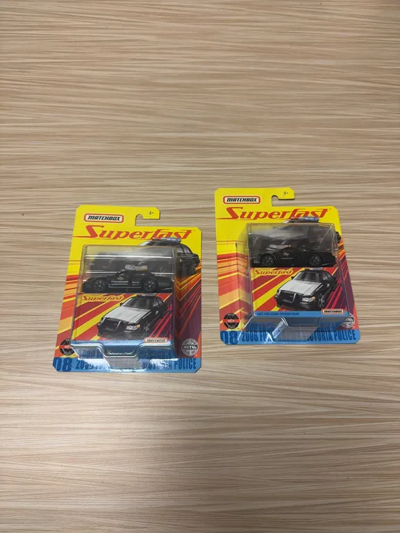 MATCHBOX SUPERFAST 2006 Ford Crown Victoria Police (2)