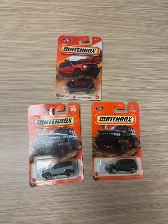 MATCHBOX : 2022 Ford Bronco Sport (3)