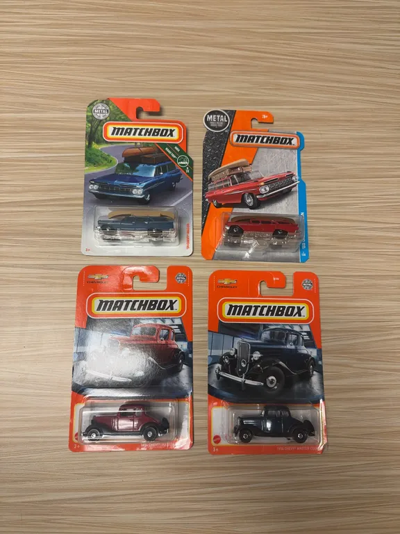 MATCHBOX: 1959 Chevy Wagon / 1934 Chevy Master coupe