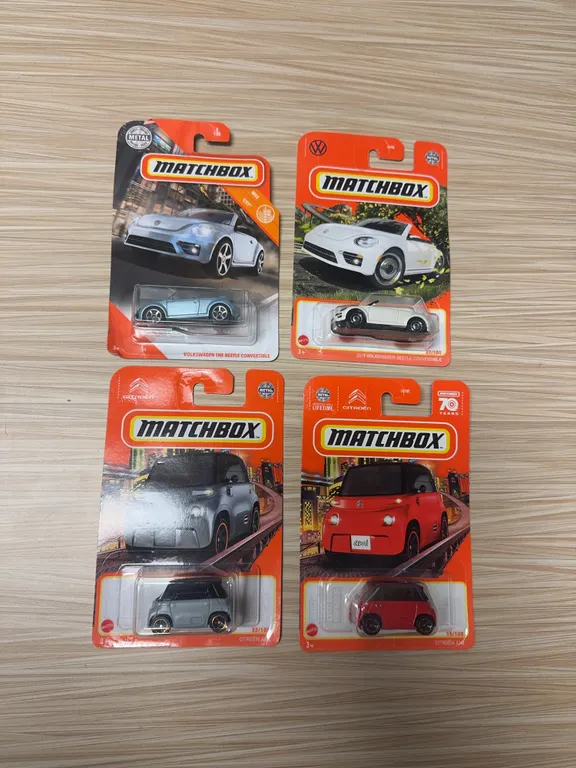 MATCHBOX: Volkswagen, the beetle convertible / Citroen Ami