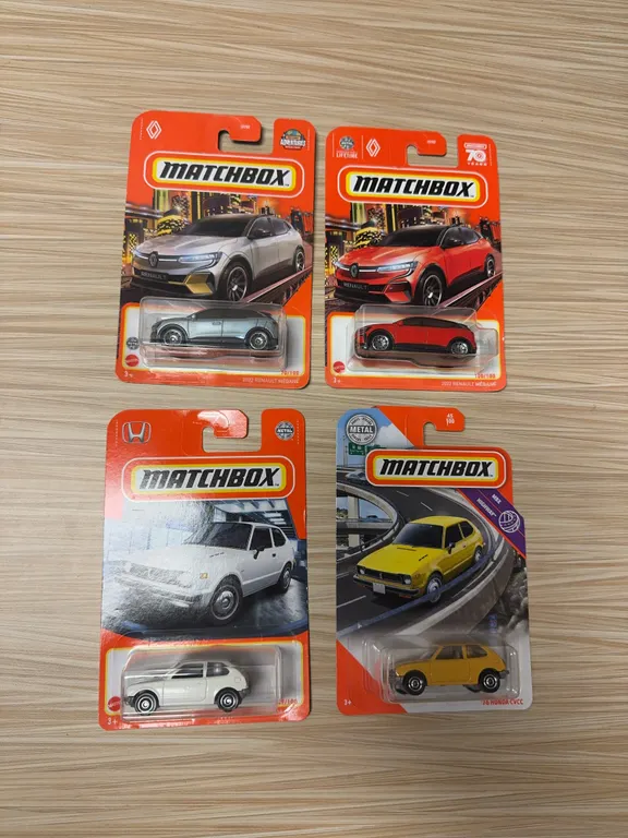 MATCHBOX: 2022 Renault Megane / 1976 Honda CVCC