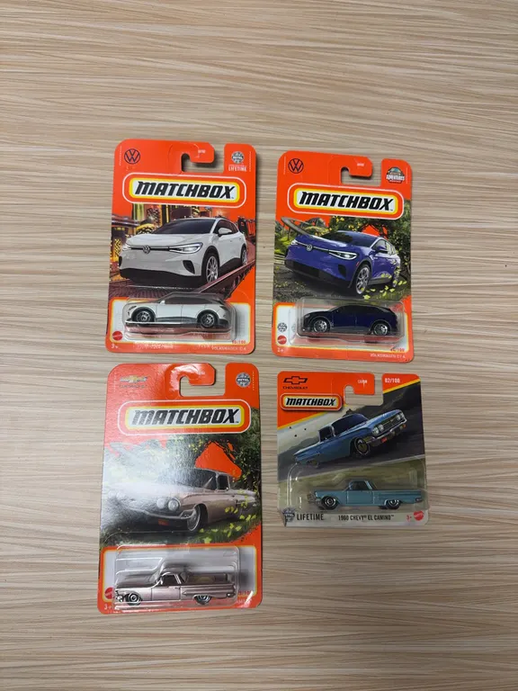 MATCHBOX: Volkswagen 4 / 1960 Chevy El Camino