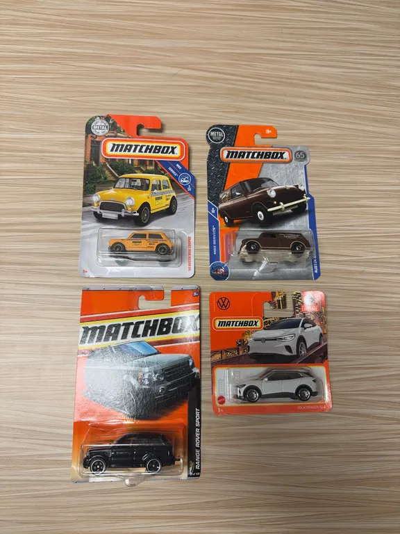 MATCHBOX: 1964 Austin mini Cooper / Austin minivan / Range Rover sport / Volkswagen ID4