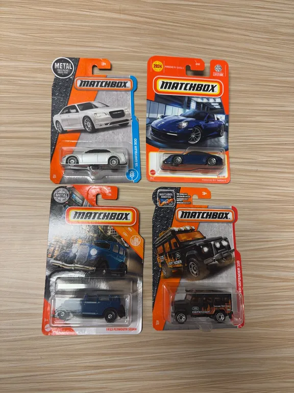 MATCHBOX: 2015 Chrysler 300 / Porsche 911 Targa 4 / 1933 Plymouth sedan / Land Rover defender 110