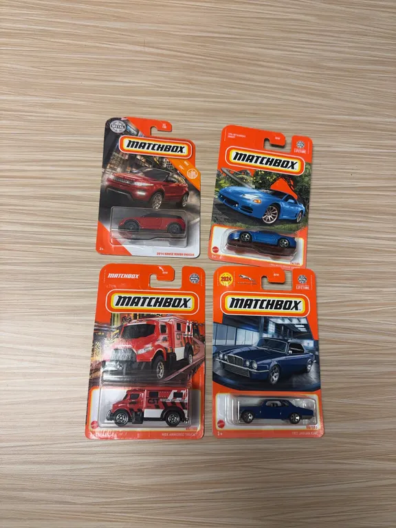 MATCHBOX:  2014 Range Rover EVOQUE / 1994 Mitsubishi 3000 GT / 1977 Jaguar XJ6C / MBX armored truck