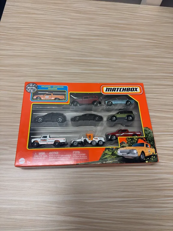 MATCHBOX 9 CAR GIFT SET