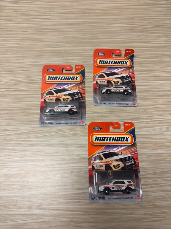 MATCHBOX: 2016 Ford interceptor utility police