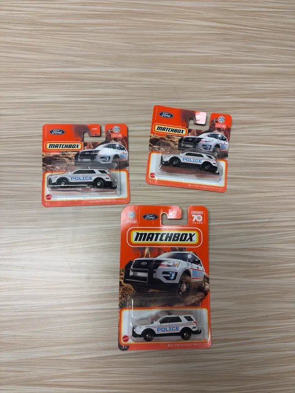MATCHBOX: 2016 Ford interceptor utility police