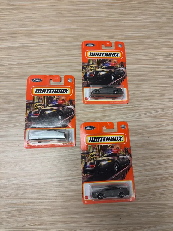 MATCHBOX: Ford police interceptor