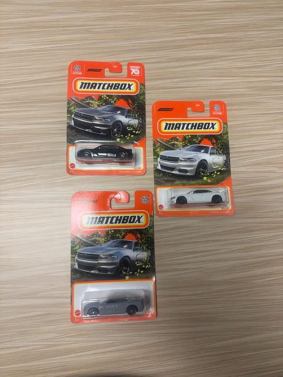 MATCHBOX: 2018 Dodge charger