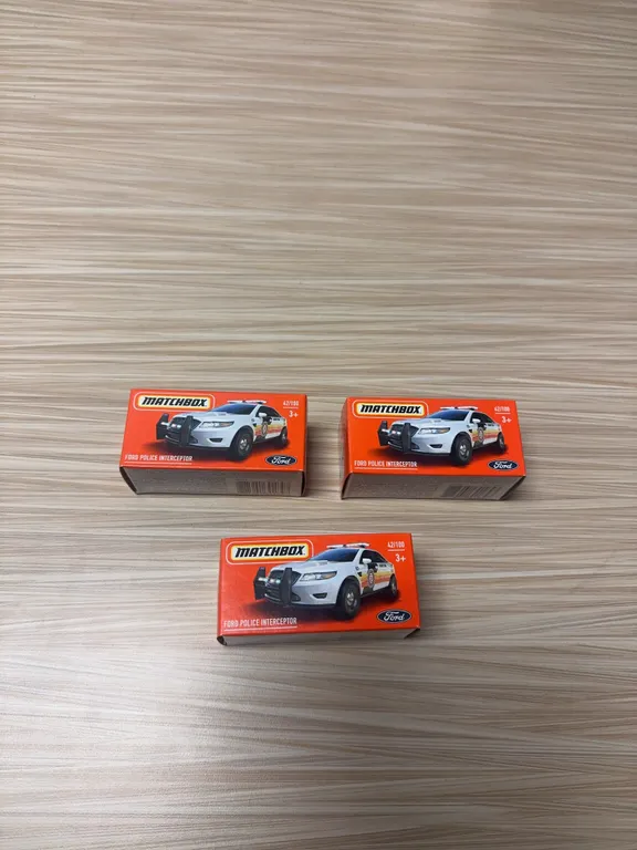 MATCHBOX: Ford police interceptor