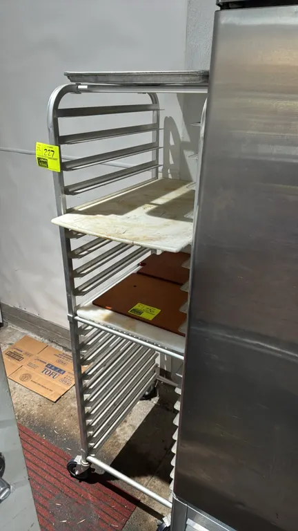Full-size aluminum front-load speed rack. Features welded aluminum construction with angle slide runners. Mounted on swivel casters. Includes (1) alum