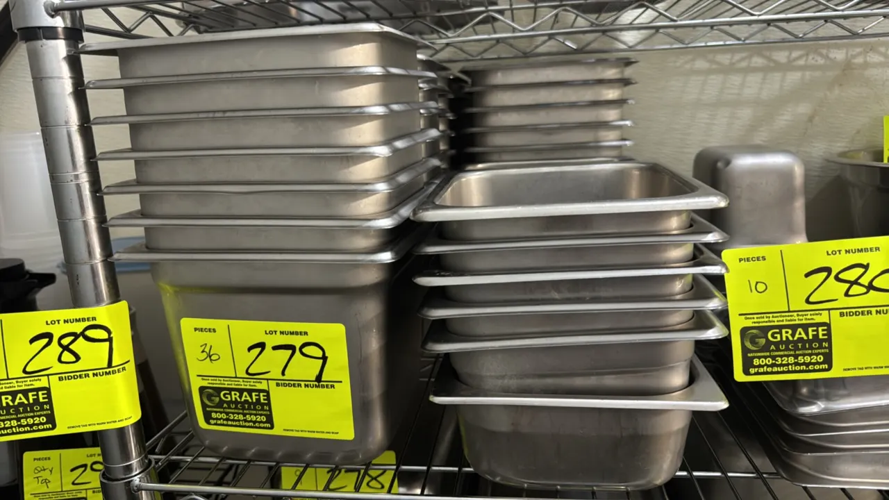1/6-size stainless steel insert pans. Features assorted depths ranging from 2" to 6"D. Shelving not included.
