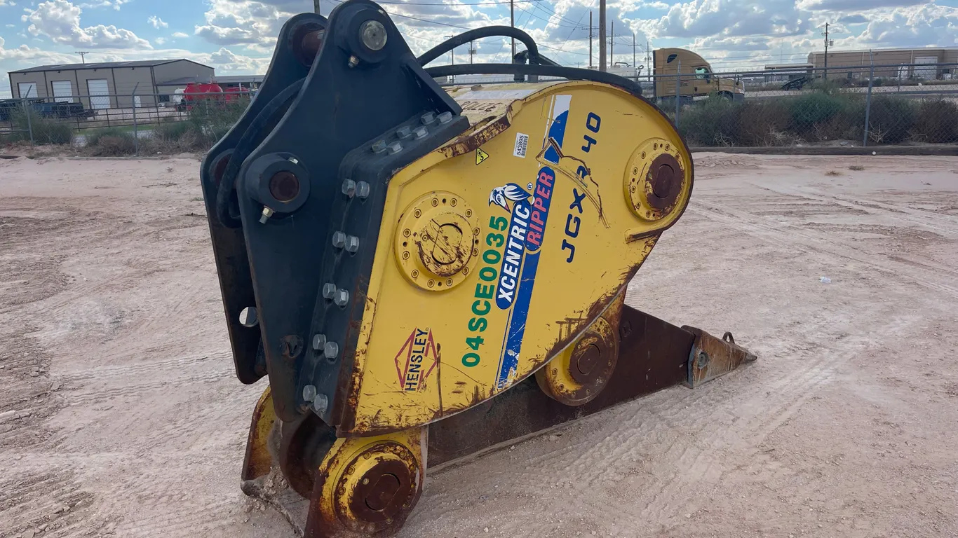 2014 HENSLEY XCENTRIC RIPPER JGXR 40 VIBRATORY RIPPER SN: 84227