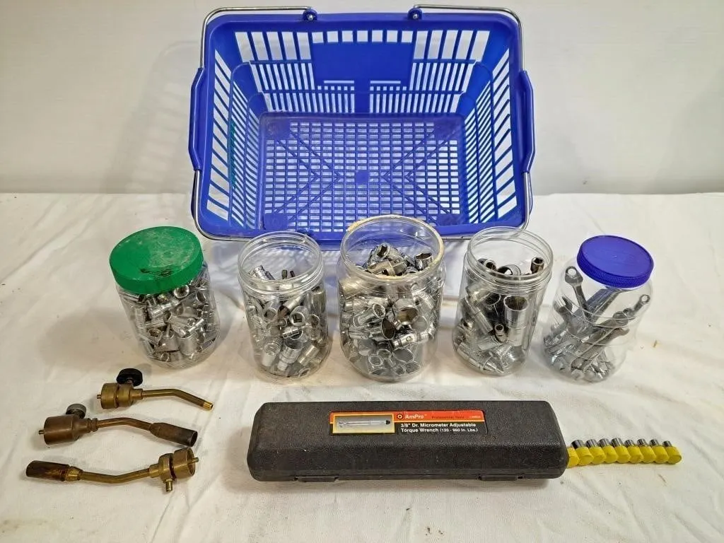 Basket of assorted sockets AmPro 3/8 micrometer