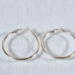 Gorgeous 925 hoop earrings