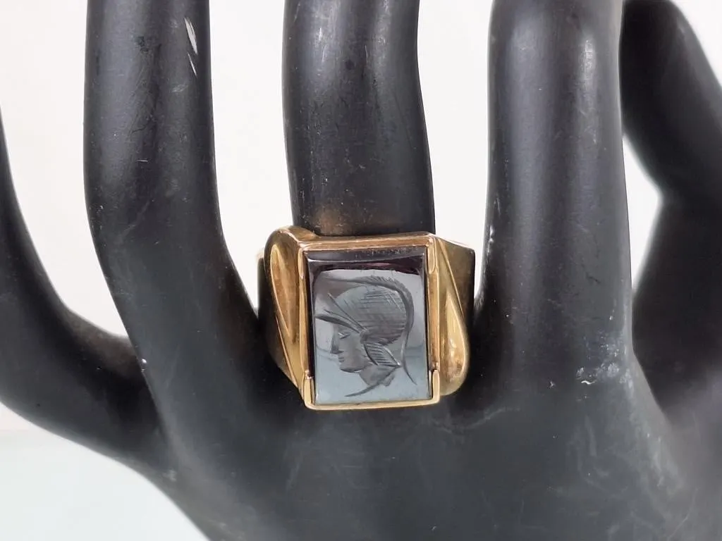 10K Hematite Intaglio Carving Ring. Size 8.5