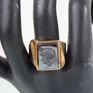 10K Hematite Intaglio Carving Ring. Size 8.5