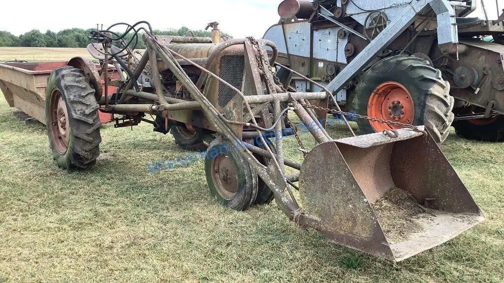 ALLIS CHALMERS WD LOADER TRACTOR