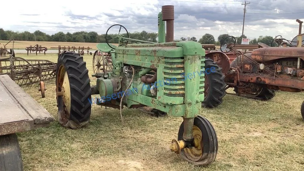 JOHN DEERE MODEL A TRACTOR