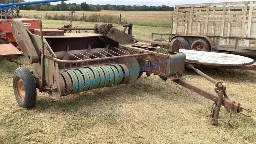 JOHN DEERE 14T TWINE SQUARE BALER