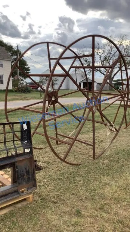 STEEL SPOOL - APPROXIMATELY 8FT