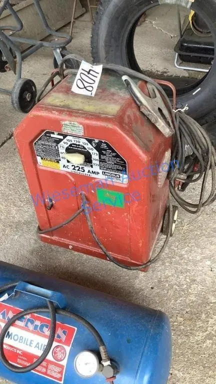 LINCOLN 225 WELDER