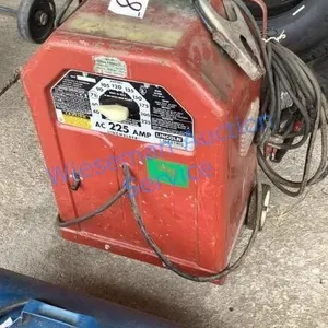 LINCOLN 225 WELDER