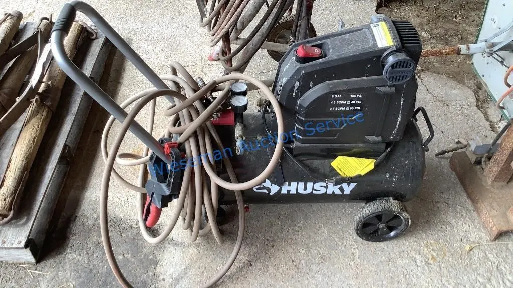 HUSKY AIR COMPRESSOR