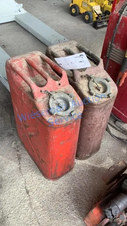 ARMY GAS CANS (QTY 2)