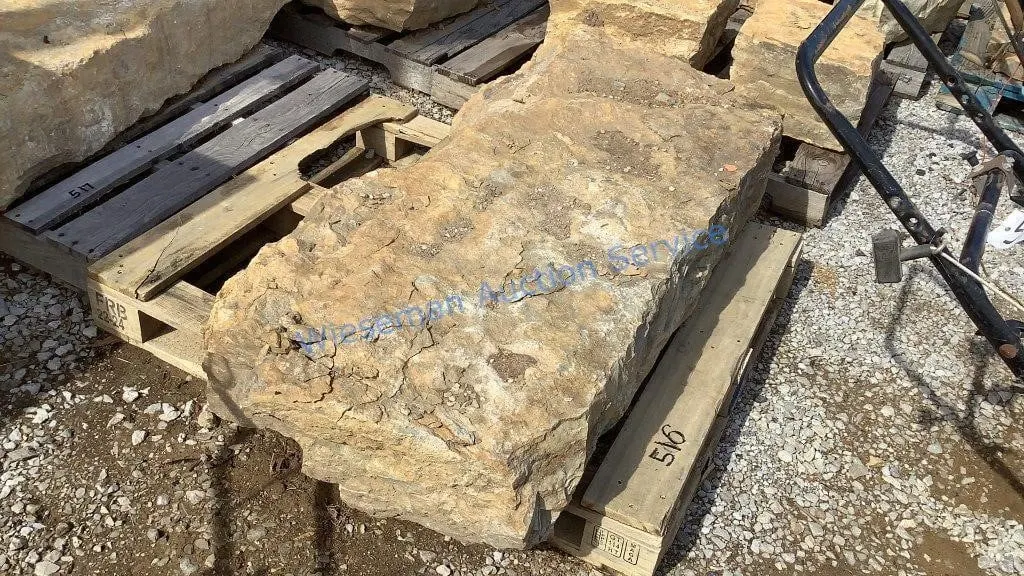 NATURAL STONE 56"x25"x10"