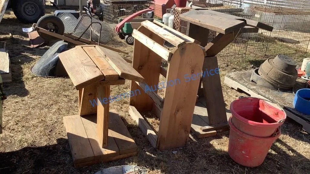 SADDLE RACKS (QTY 3)