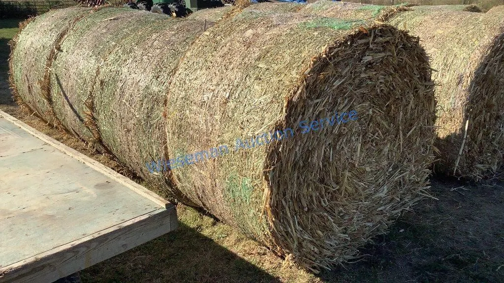 CORNSTALK ROUND BALES 4x5 NET WRAPPED